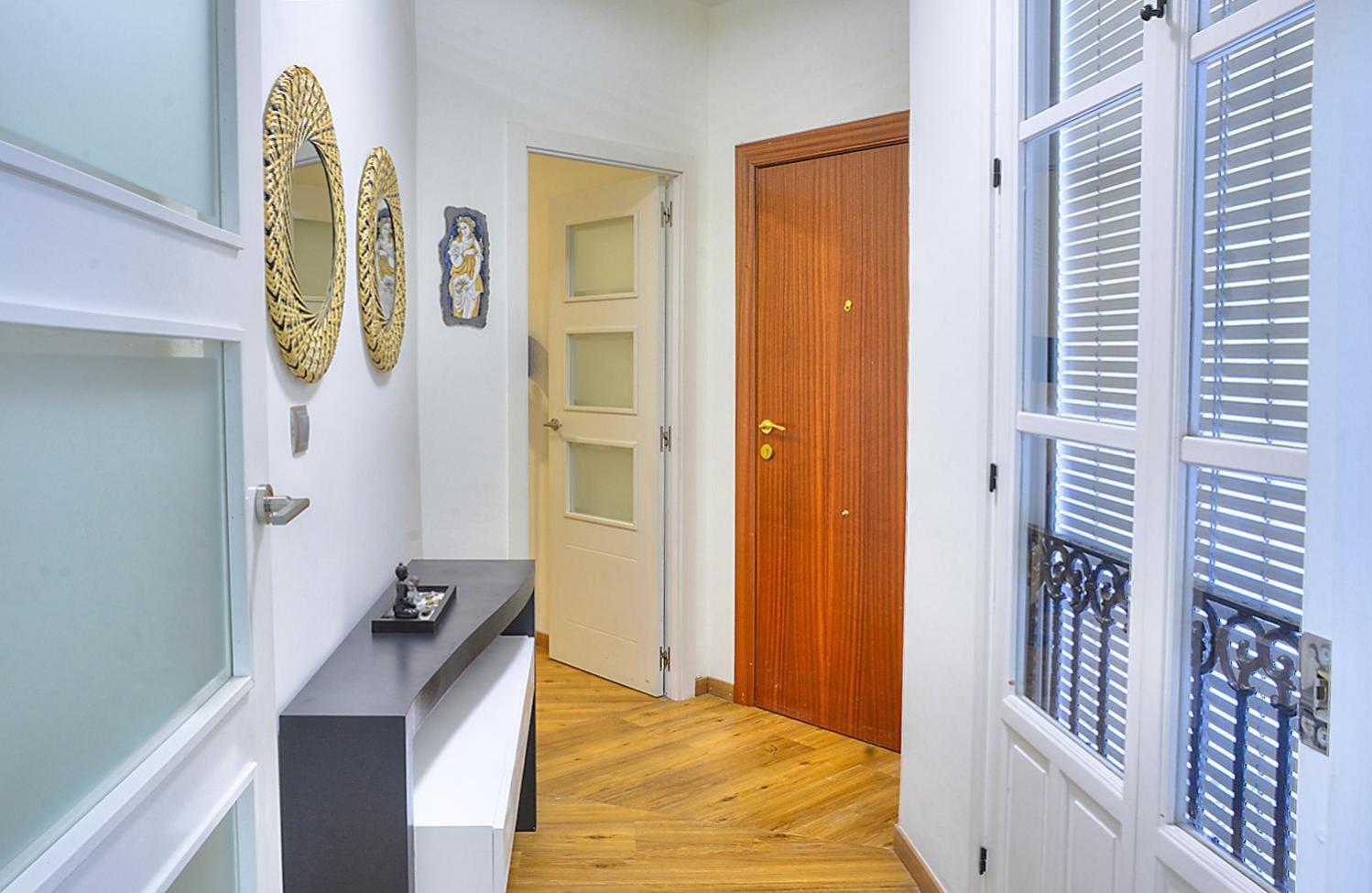 Family Luxury Argote Apartment Seville Exterior photo